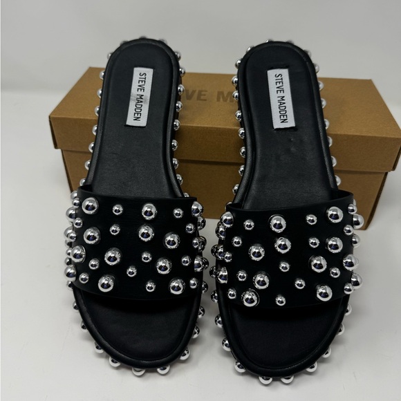 Steve Madden Black Studded Rubee Slides - NWT - Picture 1 of 4